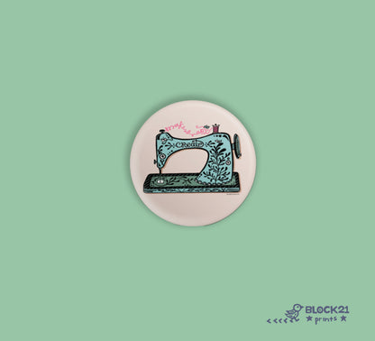 Vintage Sewing Machine Pin